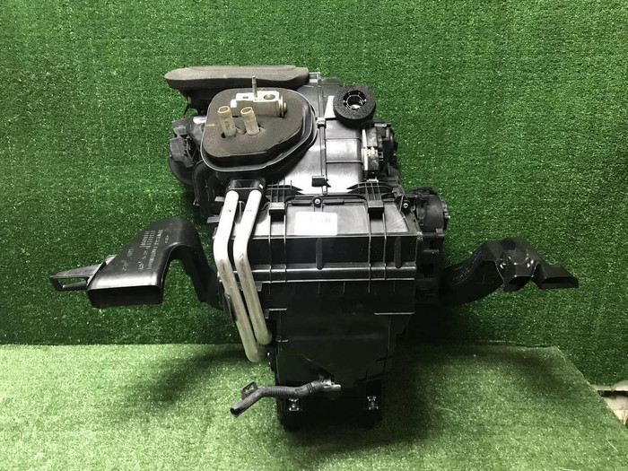 Корпус отопителя LR Discovery Sport (2019-н.в.)