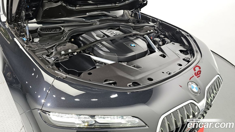 BMW 7 Series (G70) 740i sDrive M Sports Individual (11.2022)