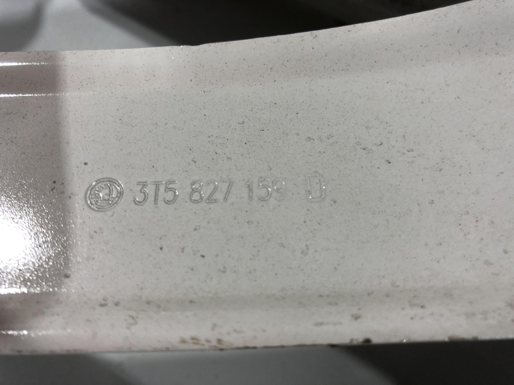 Крышка багажника Skoda Superb 2 13-15 Б/У Оригинал 3T5827159D