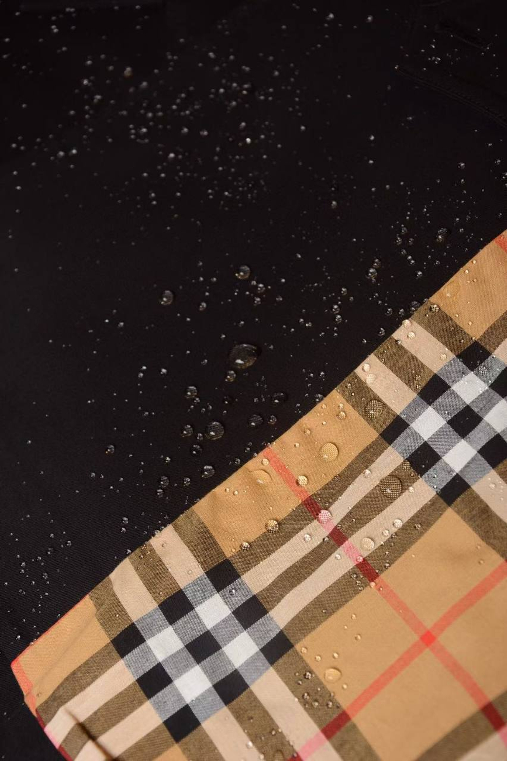 Плащ Burberry