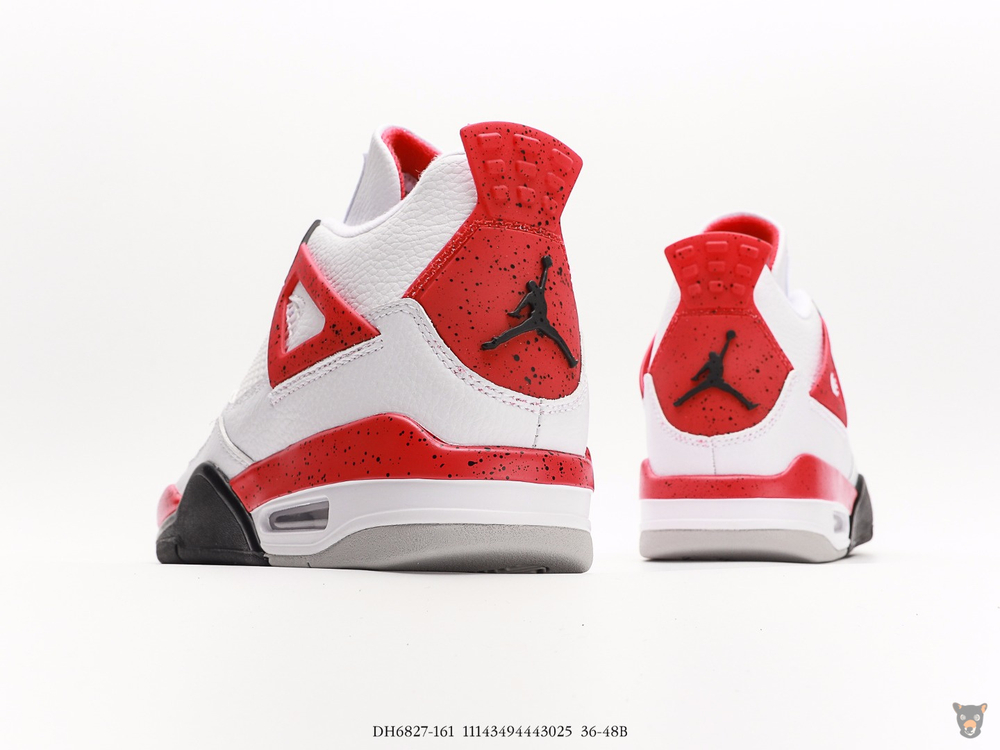 Кроссовки Nike Air Jordan 4