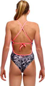 Купальник FUNKITA Girl's Nights Rose (Tie Me Tight)