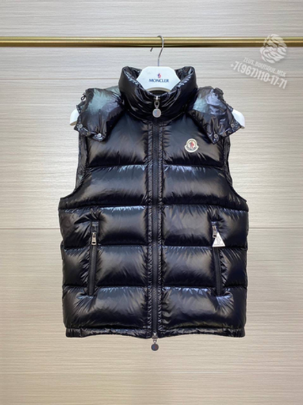 Пуховый жилет Moncler