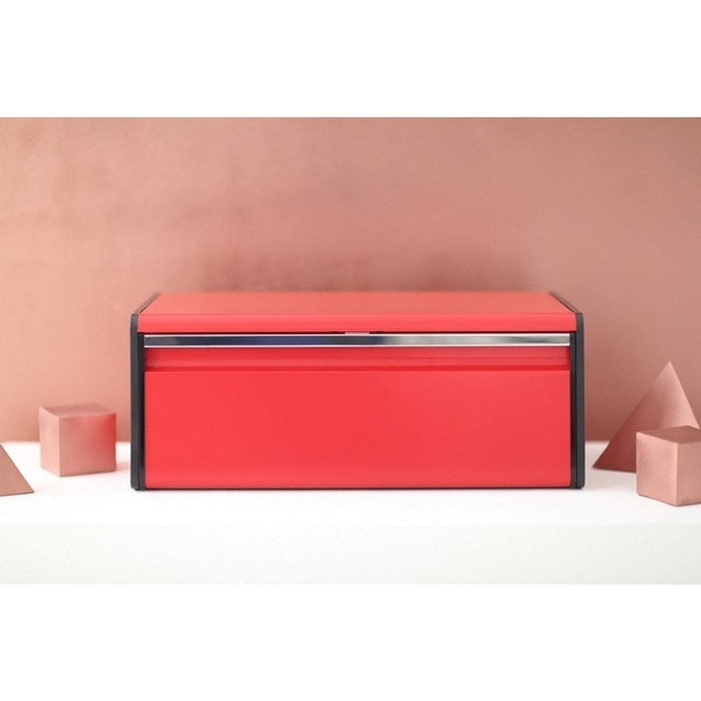 Хлебница Brabantia прямоугольная пламенно-красная общий вид