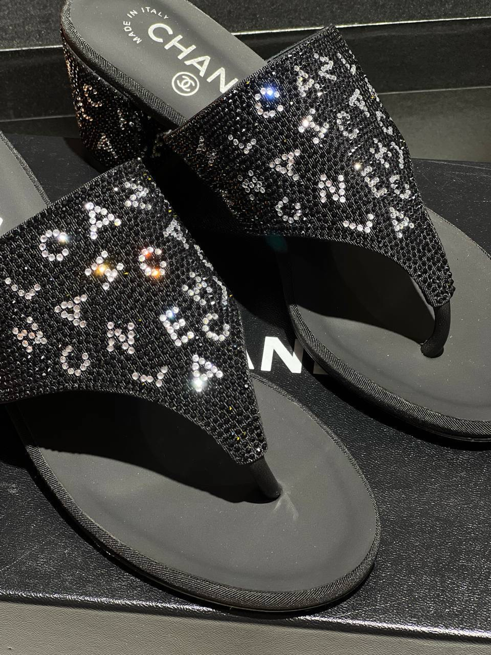 Шлепанцы Chanel