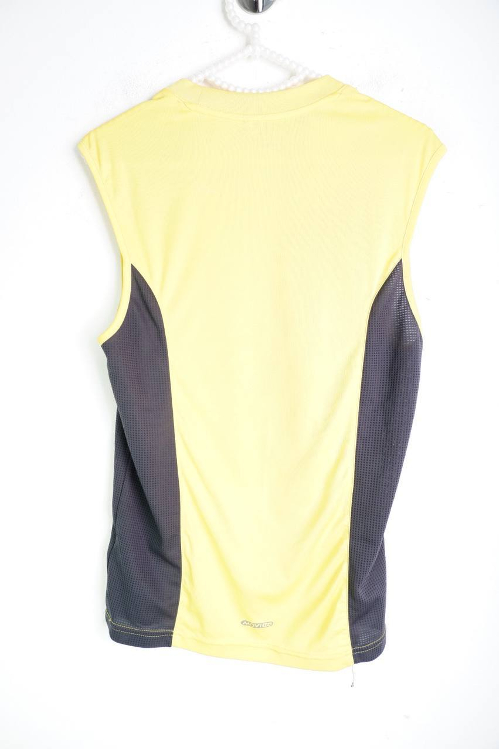 Майка Demix для спорта, визуально на 44 размер