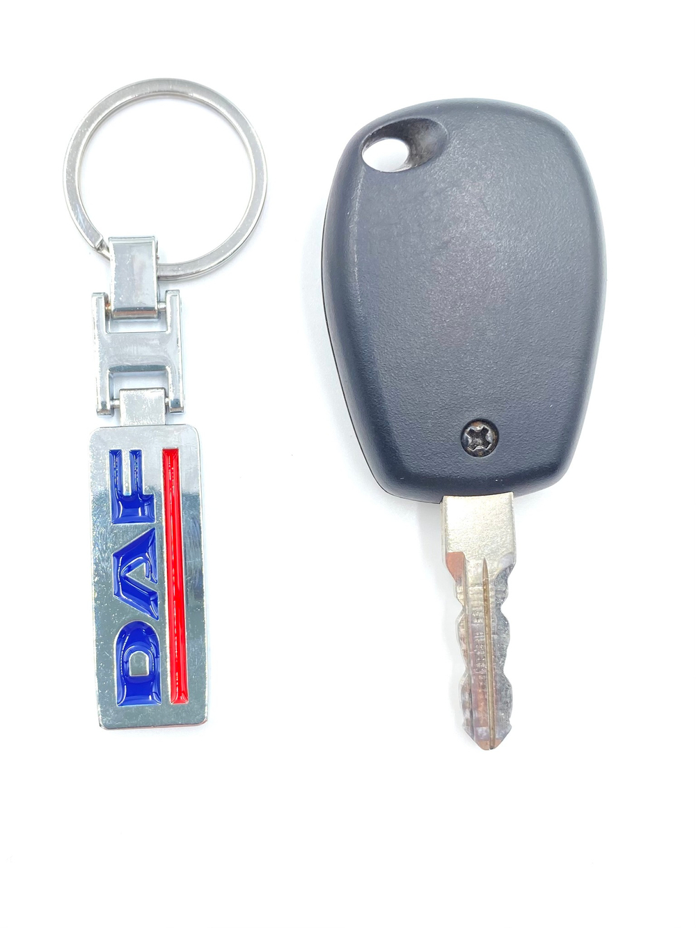 Брелок для ключей металлический с эмблемой Daf (металл, синяя вставка)