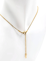 Комплект добра. Браслет из красной нити и подвеска.