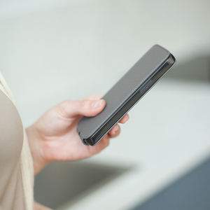 Чехол для iPhone 14 Pro из кожи теленка, цвета серый