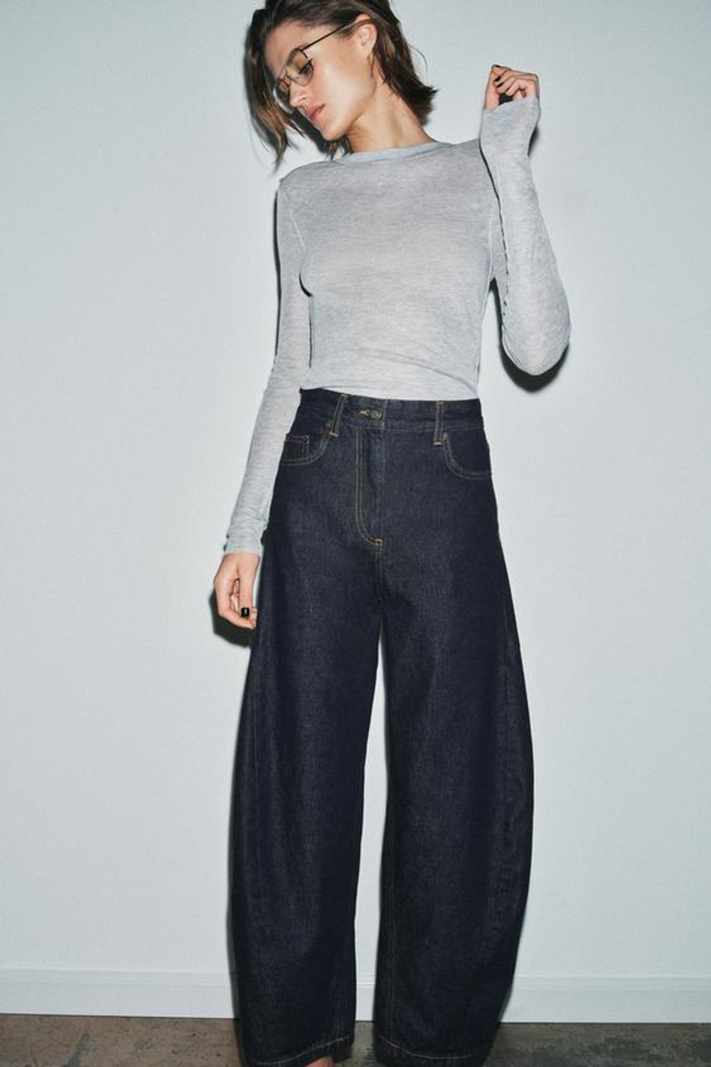 ZARA ДЖИНСЫ ZW COLLECTION ANKLE BALLOON СО СРЕДНЕЙ ПОСАДКОЙ, СИНИЙ