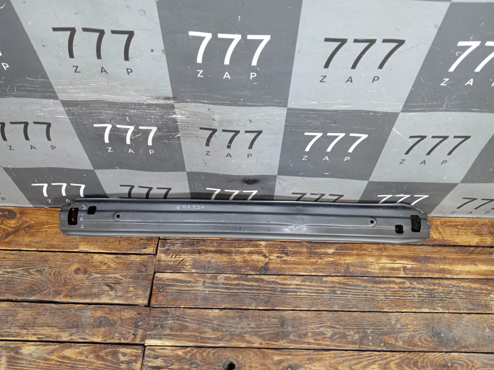 Усилитель заднего бампера Changan UNI-V 22-нв Б/У Оригинал C281F2702040100