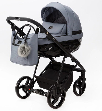 Детская коляска Adamex Quantum 3 в 1 Q-TK19 (Т.СЕРЫЙ)