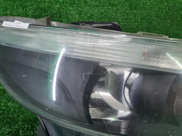 Фара правая Mercedes V w447 (2014-н.в.) галоген