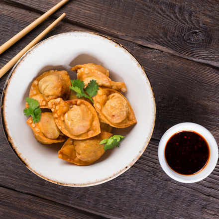 Жареные вонтоны с цыпленком