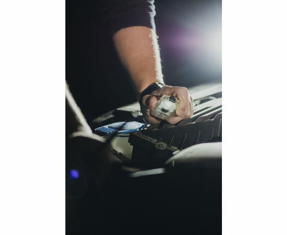 Универсальный LED фонарь-брелок Armytek Crystal WRB