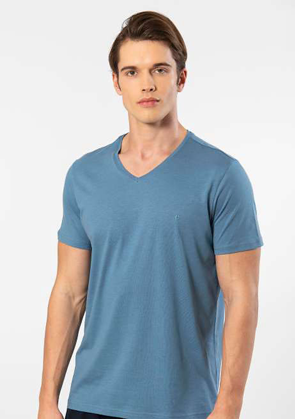 Футболка мужская с V-образным вырезом джинсовый
