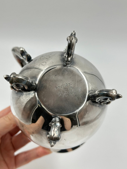 Молочник на ножках Sheridan