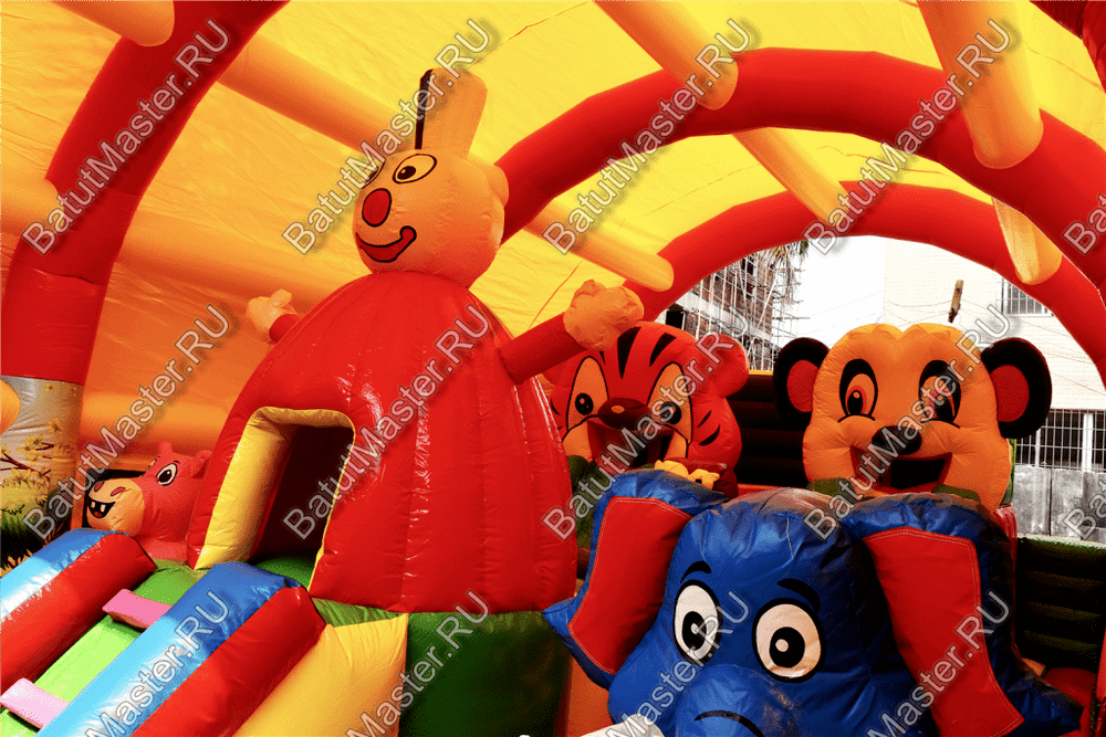 Надувной батут "Зверята с крышей 3" со скалодромом, 11*7*6 м