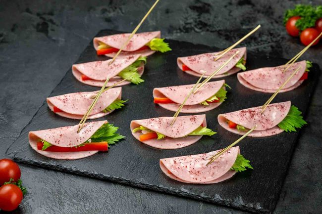 Ветчина с овощами на прищепке, 10 шт.