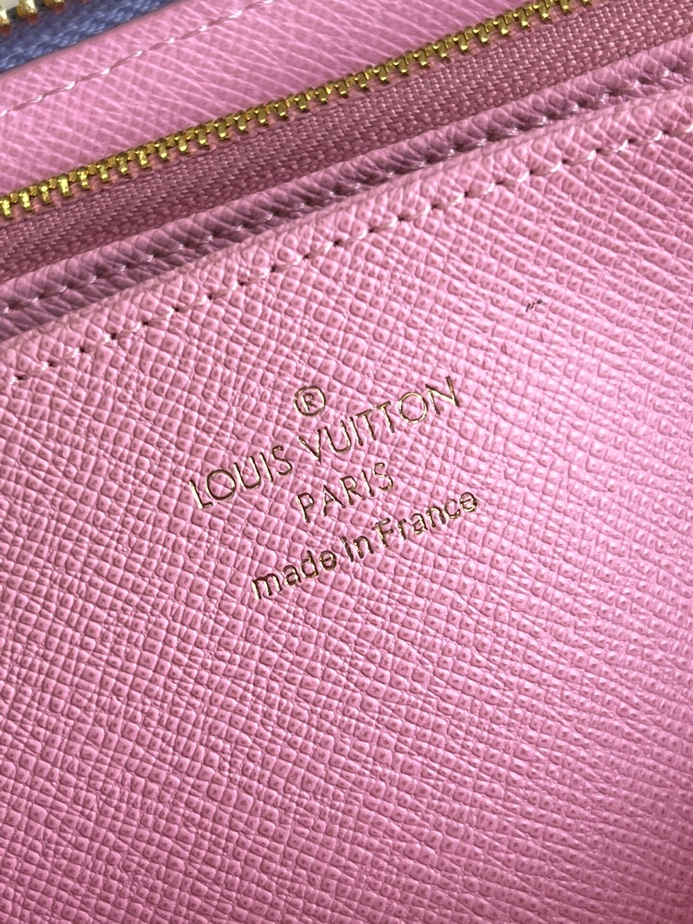 Louis Vuitton Zippy Wallet