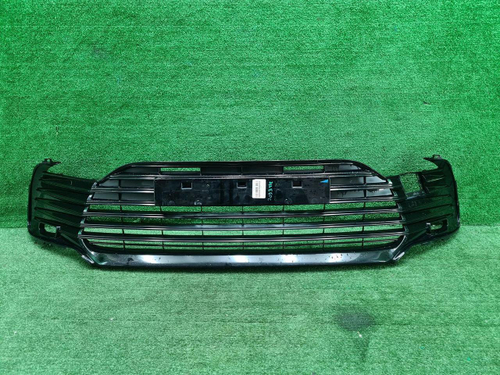 Решетка переднего бампера Toyota Camry xv70 20-нв