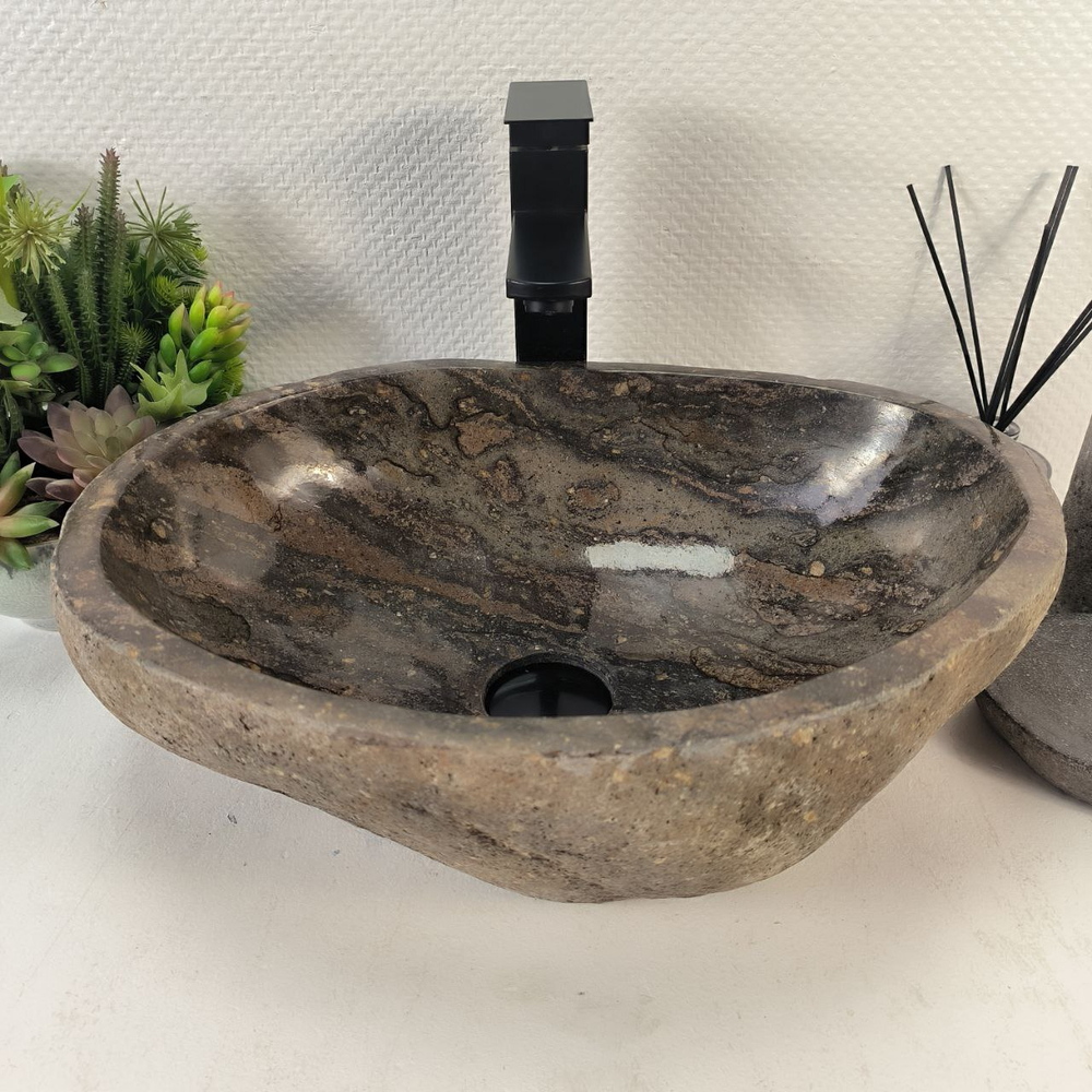 Раковина из речного камня RS-65244 46*33*15 0856