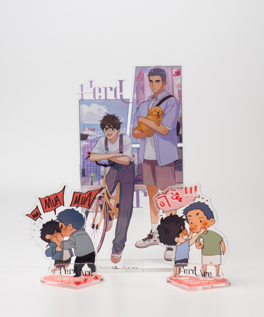 Большой акриловый стенд Here u are. Лето