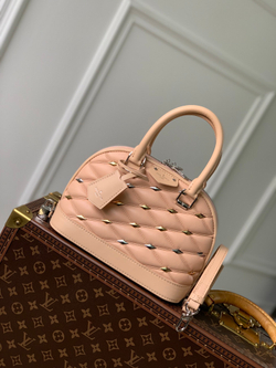 Louis Vuitton Alma BB