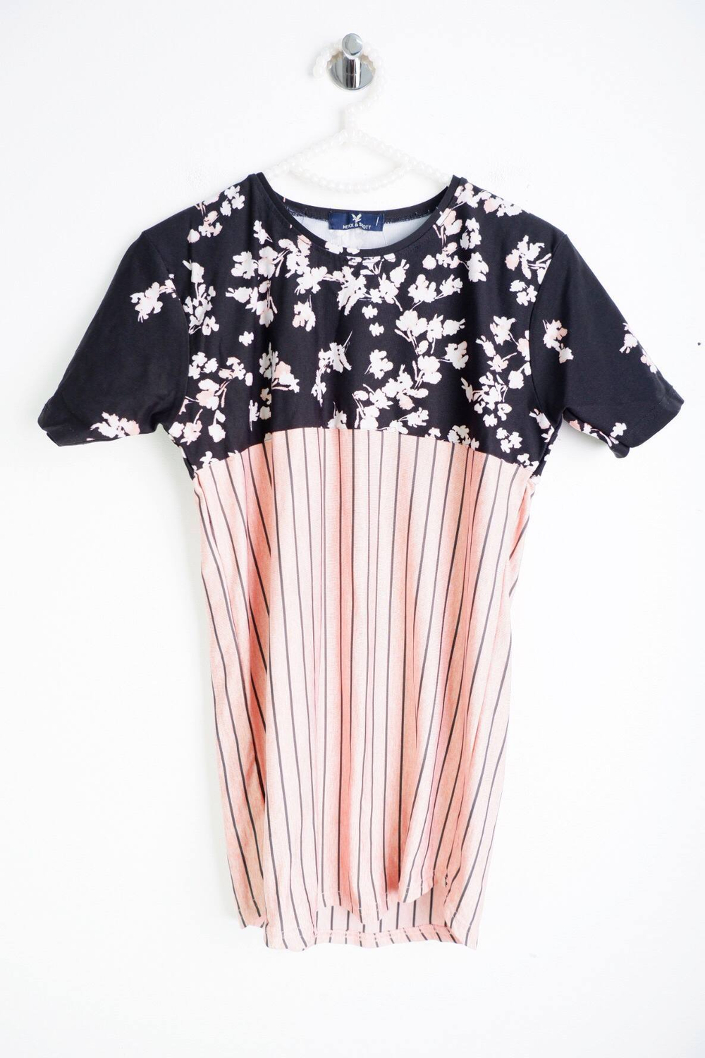 Блузка для нежного образа, визуально на 42/44 размер