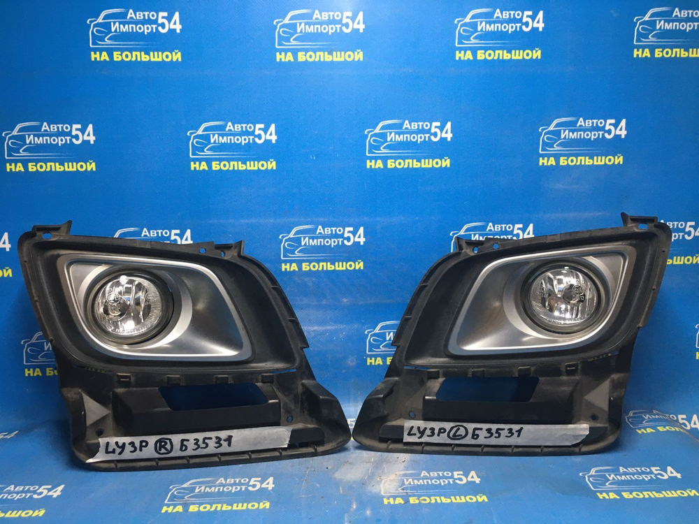 Туманка левая MAZDA MPV 2006-2007