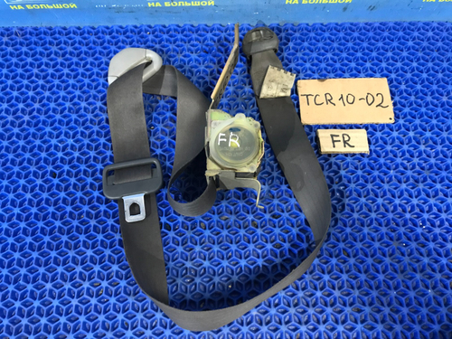 Ремень безопасности передний правый TOYOTA ESTIMA 1999