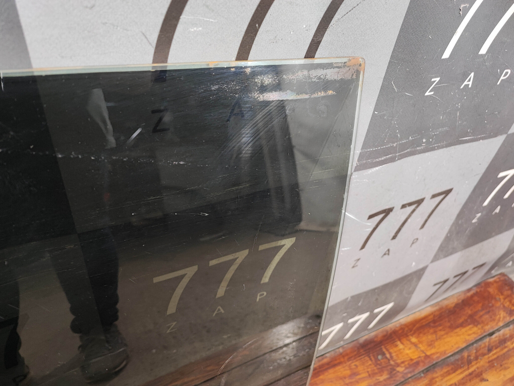 Стекло двери задней левой Suzuki Grand Vitara XL-7 98-05 Б/У Оригинал 8454652D00