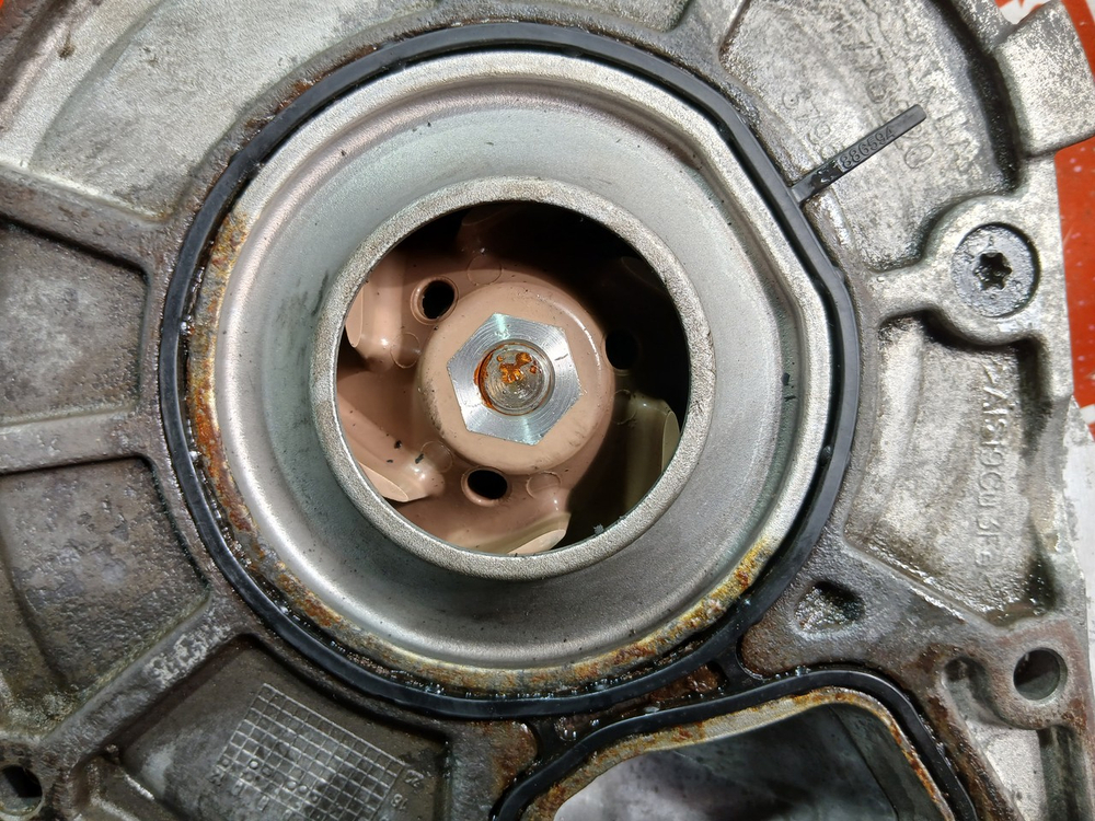 Насос водяной (помпа)