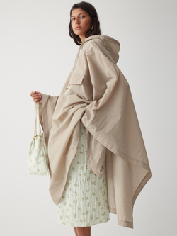 Плащ-дождевик