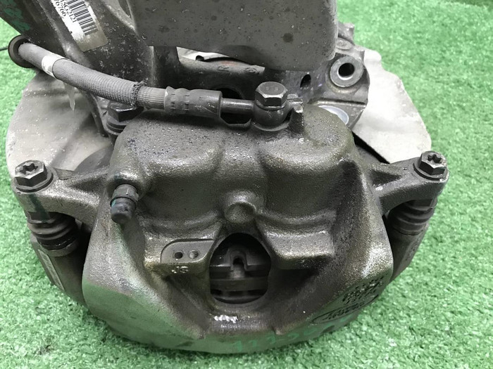 Кулак передний правый LR Discovery Sport (19-нв)