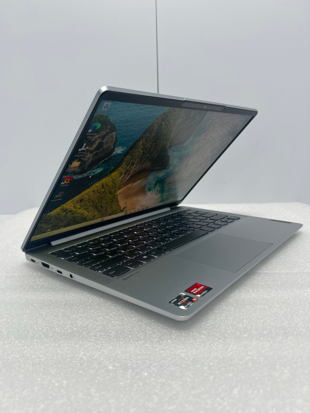 Ноутбук Lenovo IdeaPad 5 Pro 14ACN6 (82L7004ARE) 14"/AMD Ryzen 5 5600U/RAM 16GB/SSD 512GB/AMD Radeon Graphics/2880*1800/IPS 90Hz/DOS/Подсветка кл-ры: LED/Серый. Состояние: Уценка/ царапины на матрице