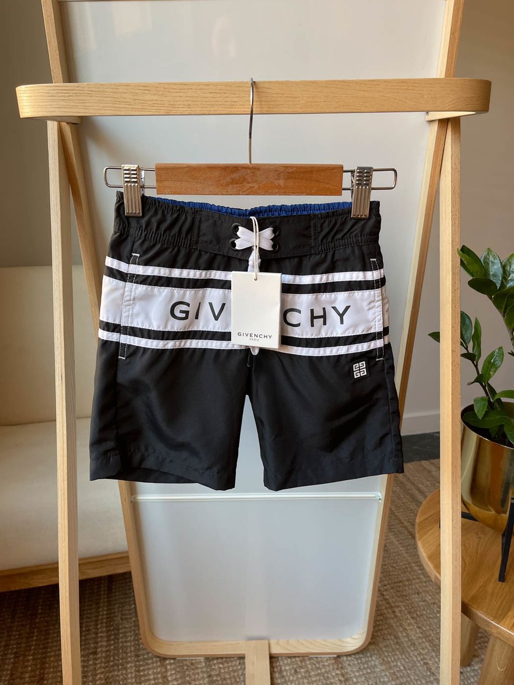 Новые плавки Givenchy, 116