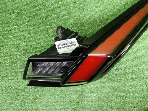 Фонарь правый внешний Zeekr 001 (2021-н.в.)