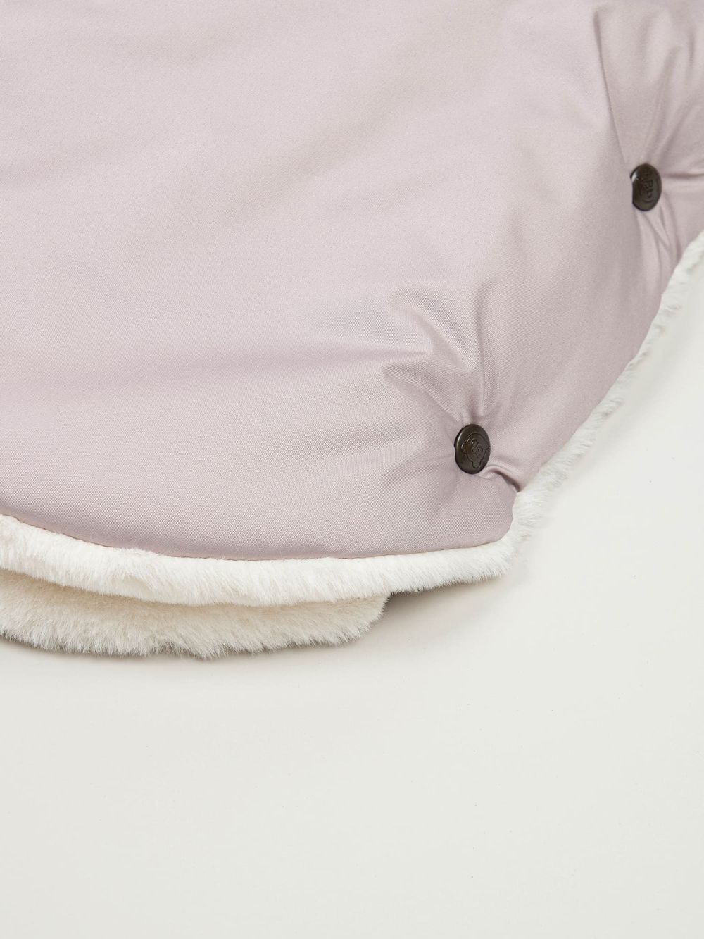 Муфты-варежки "Пепельная роза" 0+