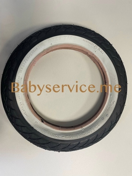 Покрышка с белой полосой