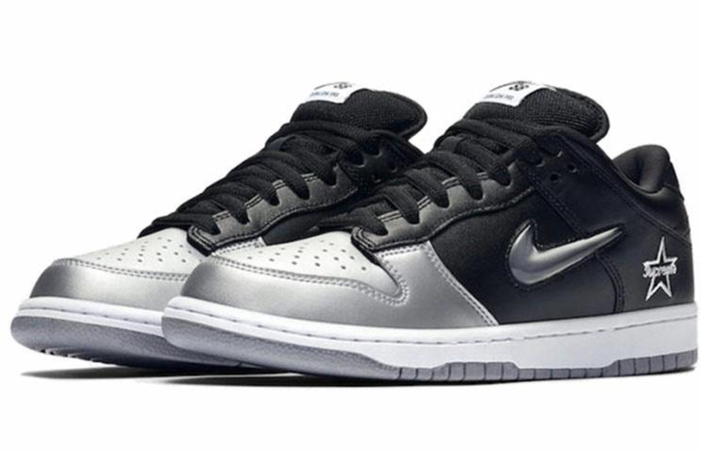 Кроссовки Supreme X Nike Dunk Sb Metallic Silver