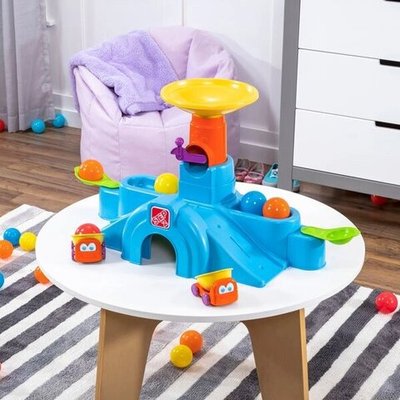 Игровой центр "Радость с шариками"