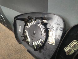 Зеркальный элемент левый правый Citroen C4 1 (05-11) 9688798277