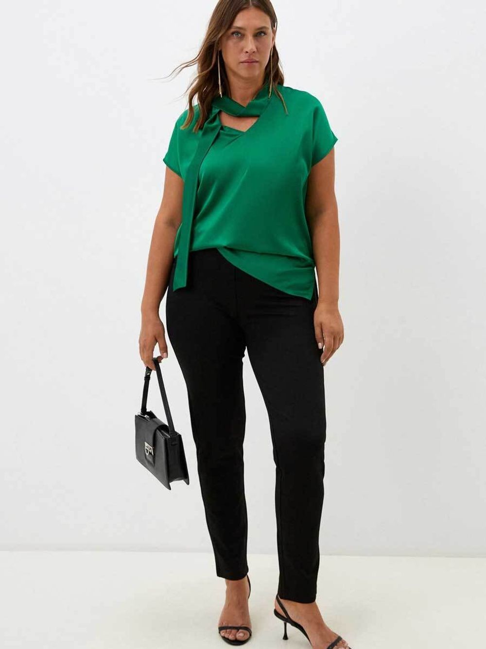 Брюки  трикотажные классические