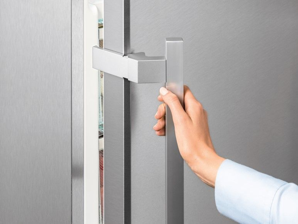 Холодильник Liebherr CNef 3515