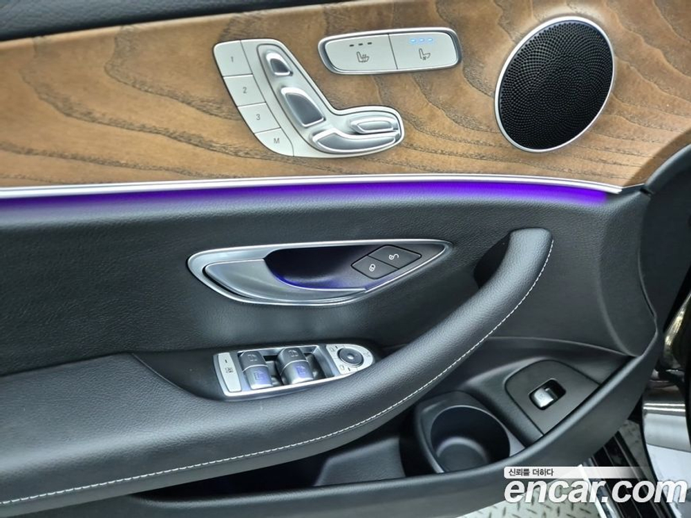 Mercedes-Benz E-Class W213 E220d 4MATIC Exclusive (09.2021)