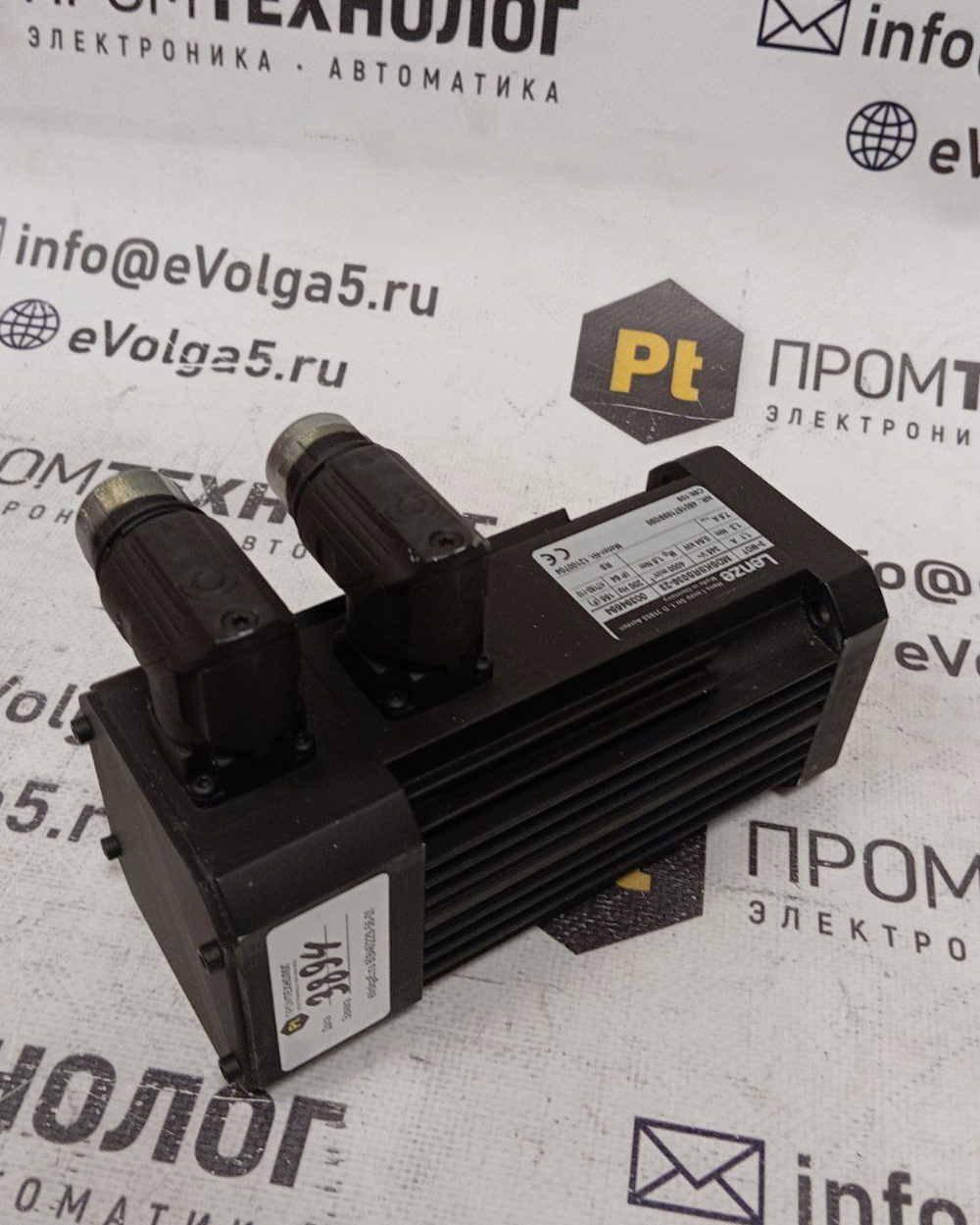 Lenze MDSKSRS036-23 с хранения