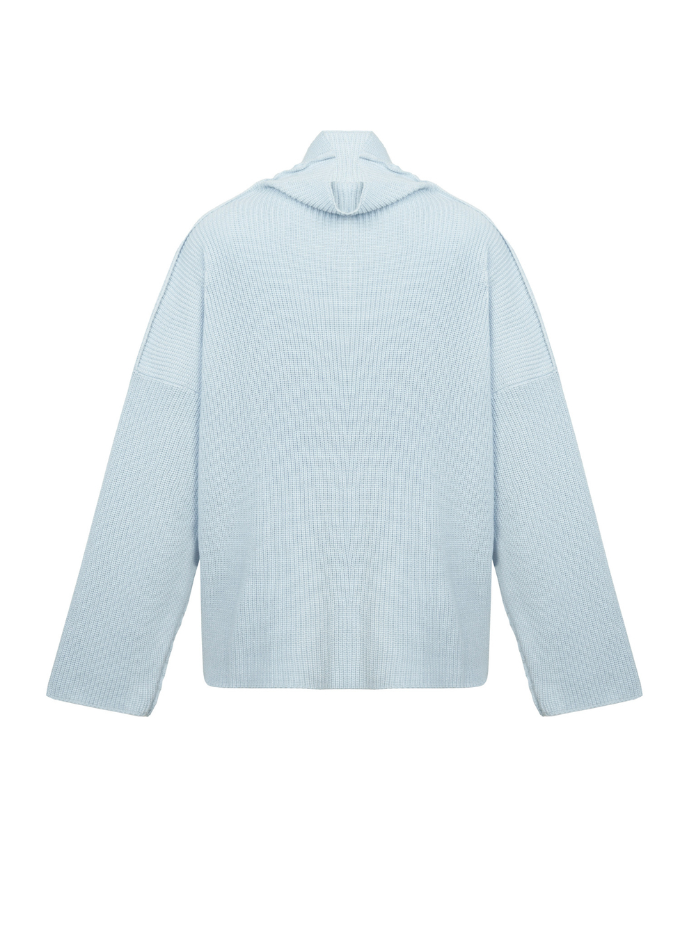 Свитер со швами наружу