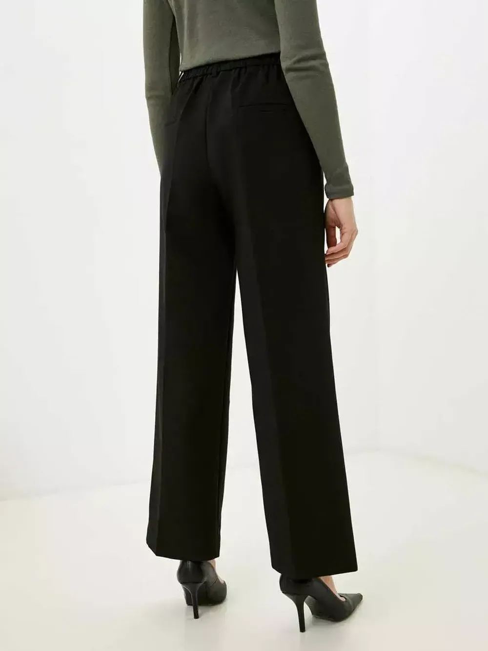 Брюки прямые классические