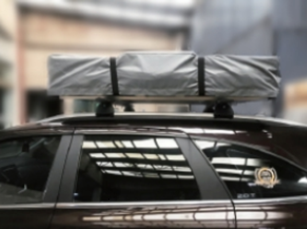 Палатка на крышу автомобиля РИФ Soft RT01-140, тент песочный, корпус черный, 240х140х130 см